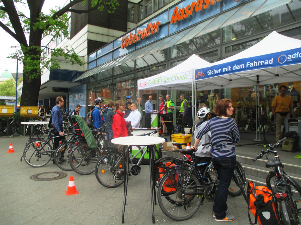 Kostenloser ADFC-Fahrrad-Check und Codierung 8.7.23 am S Karlshorst